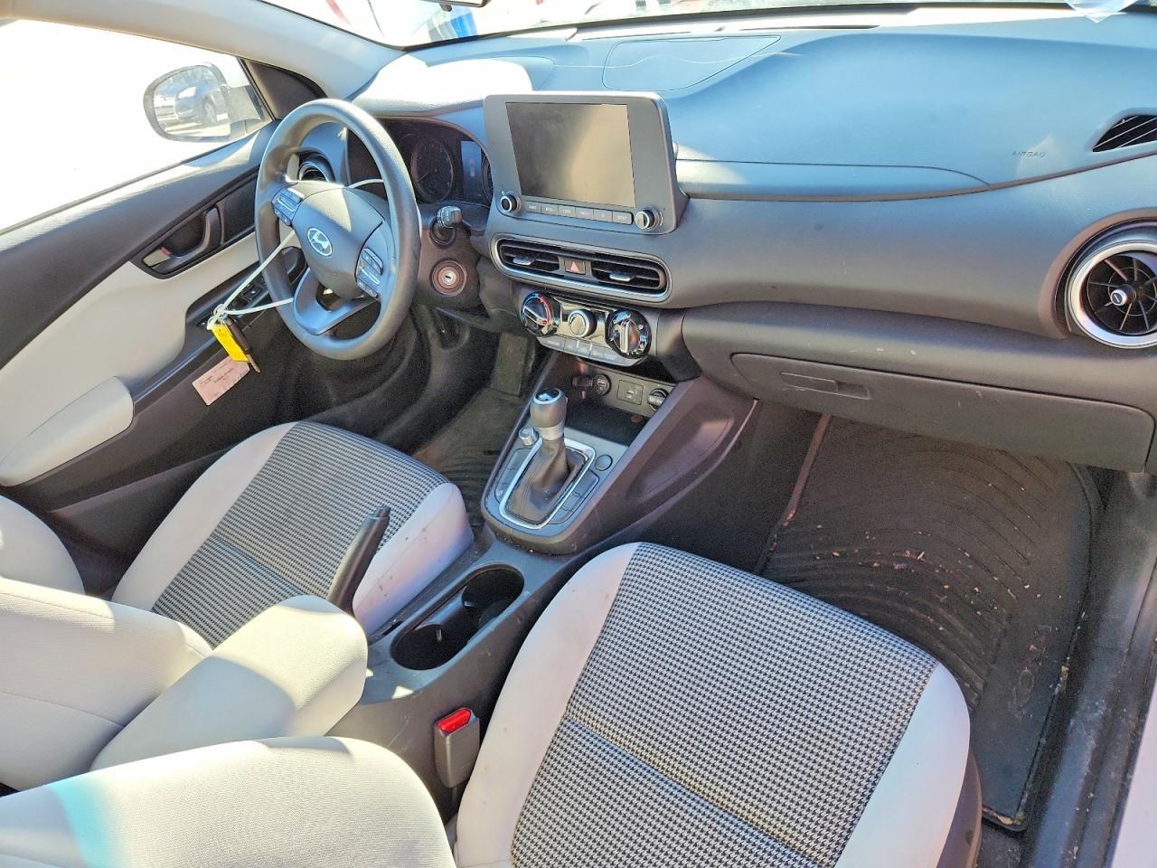 2023 HYUNDAI Kona