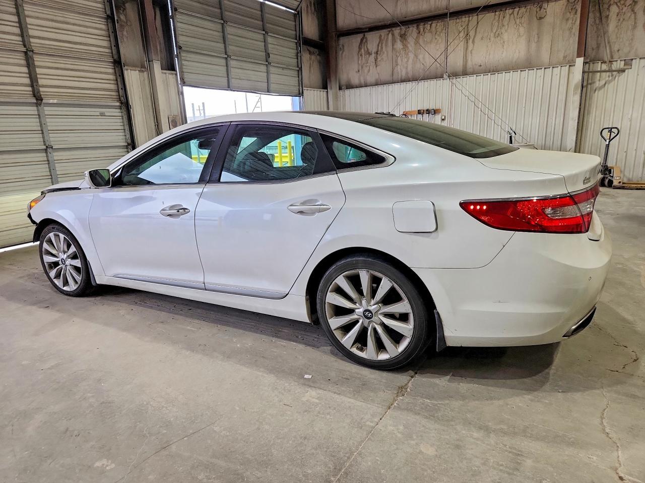 2014 HYUNDAI Azera