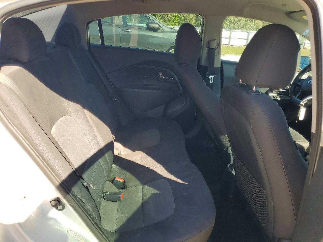 2016 KIA RIO