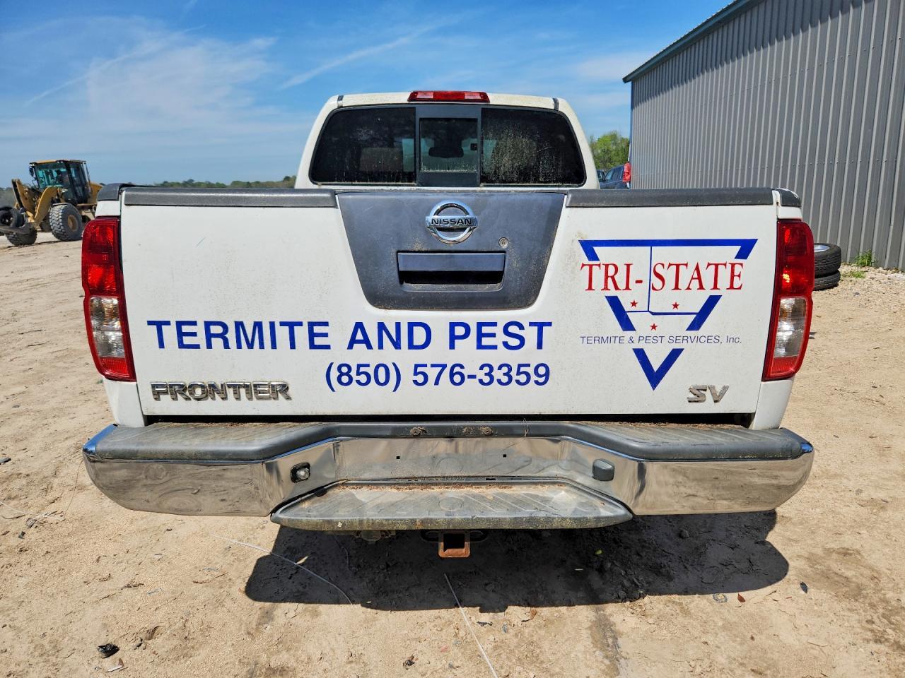 2011 NISSAN Frontier