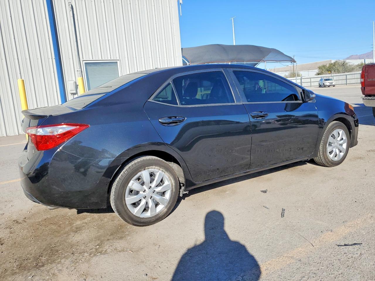 2015 TOYOTA COROLLA