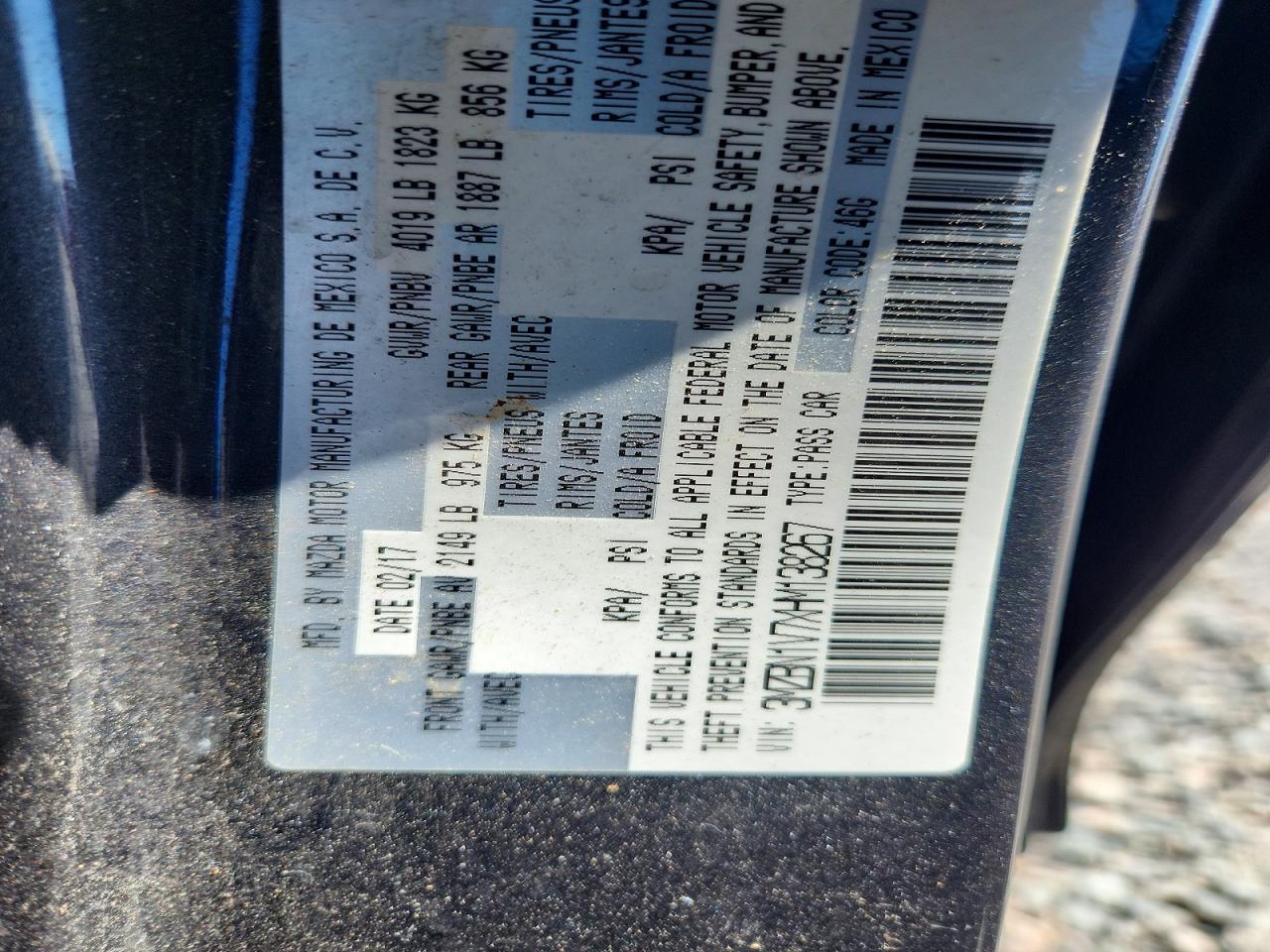 2017 MAZDA 3