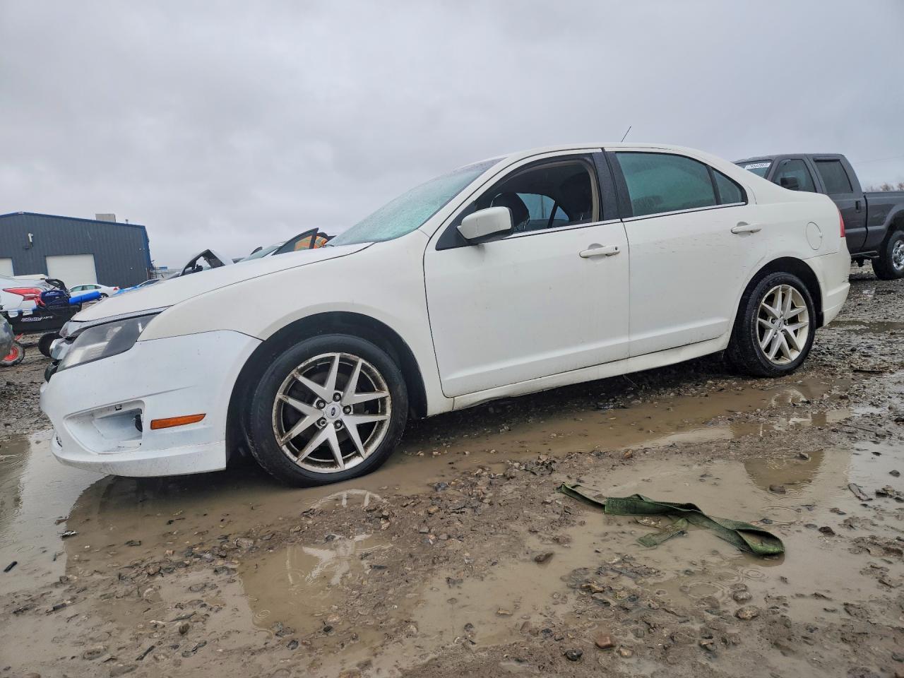 2011 FORD FUSION