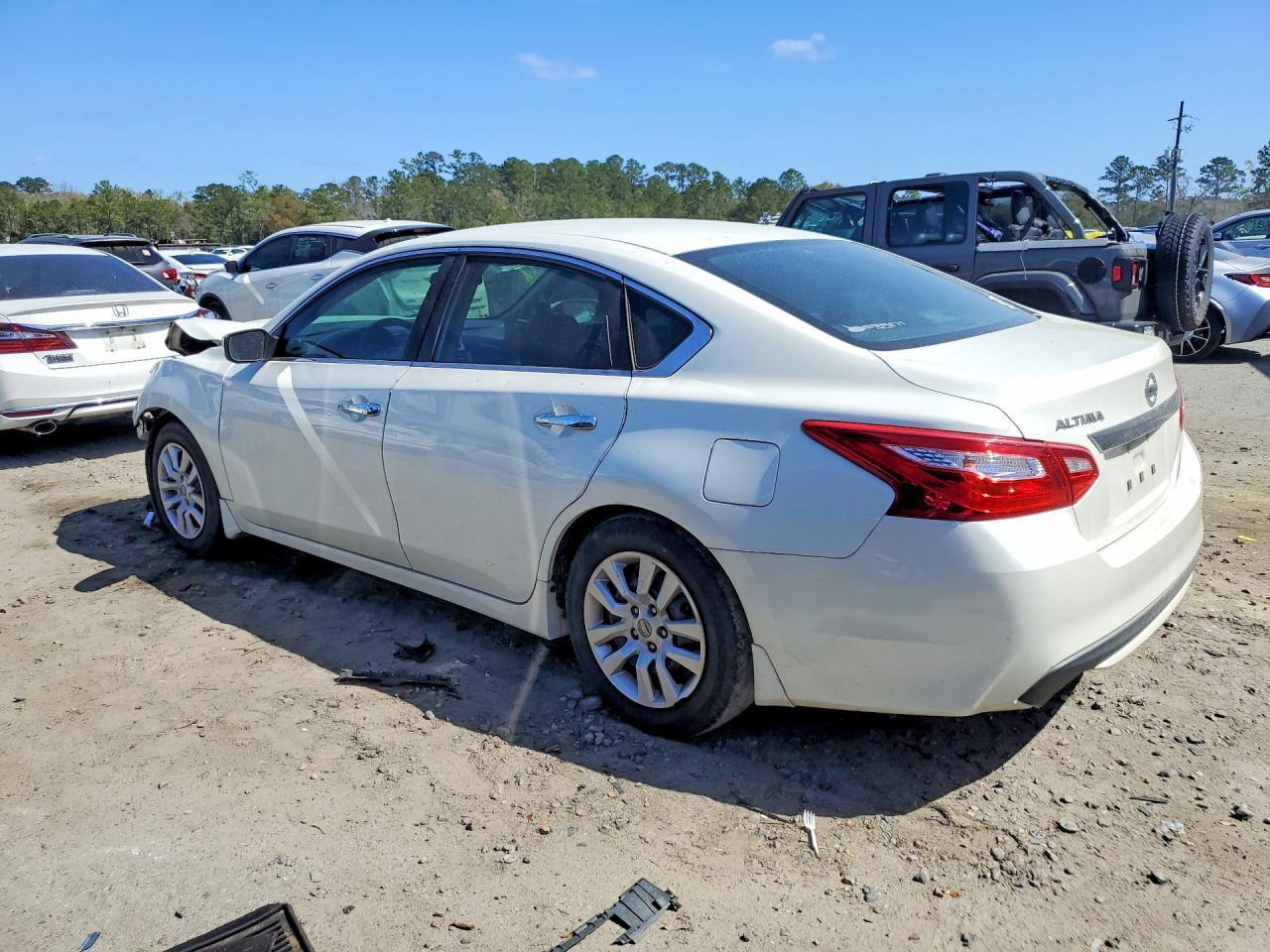 2016 NISSAN ALTIMA
