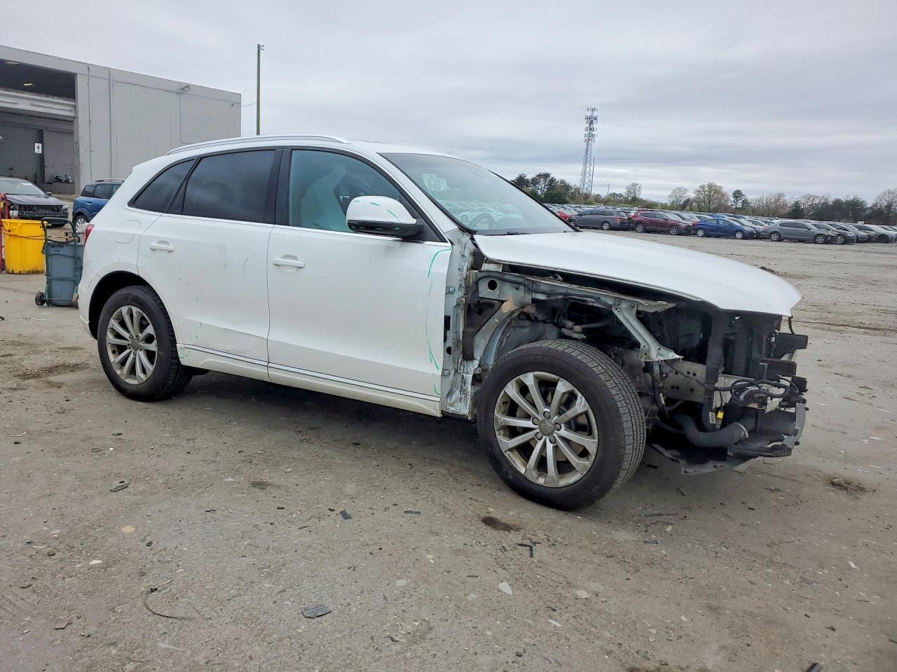 2013 AUDI Q5