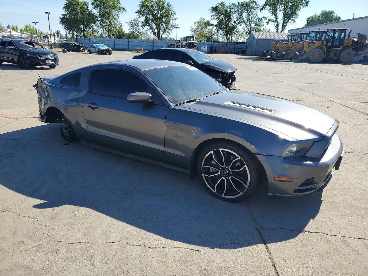 2013 FORD MUSTANG