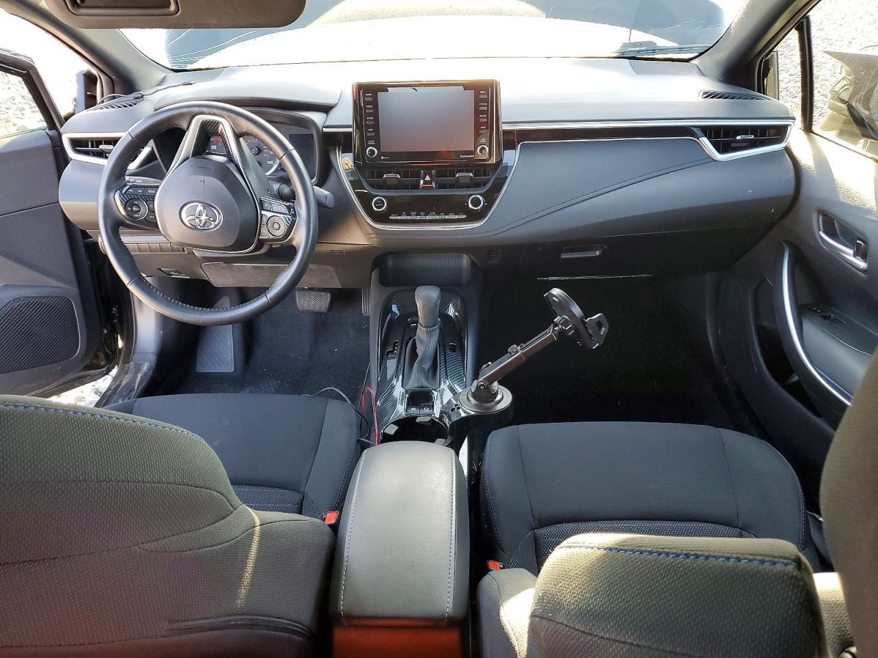 2022 TOYOTA COROLLA