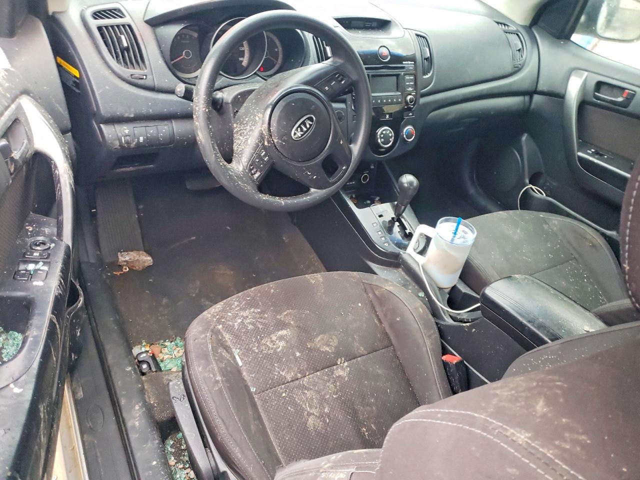2010 KIA FORTE