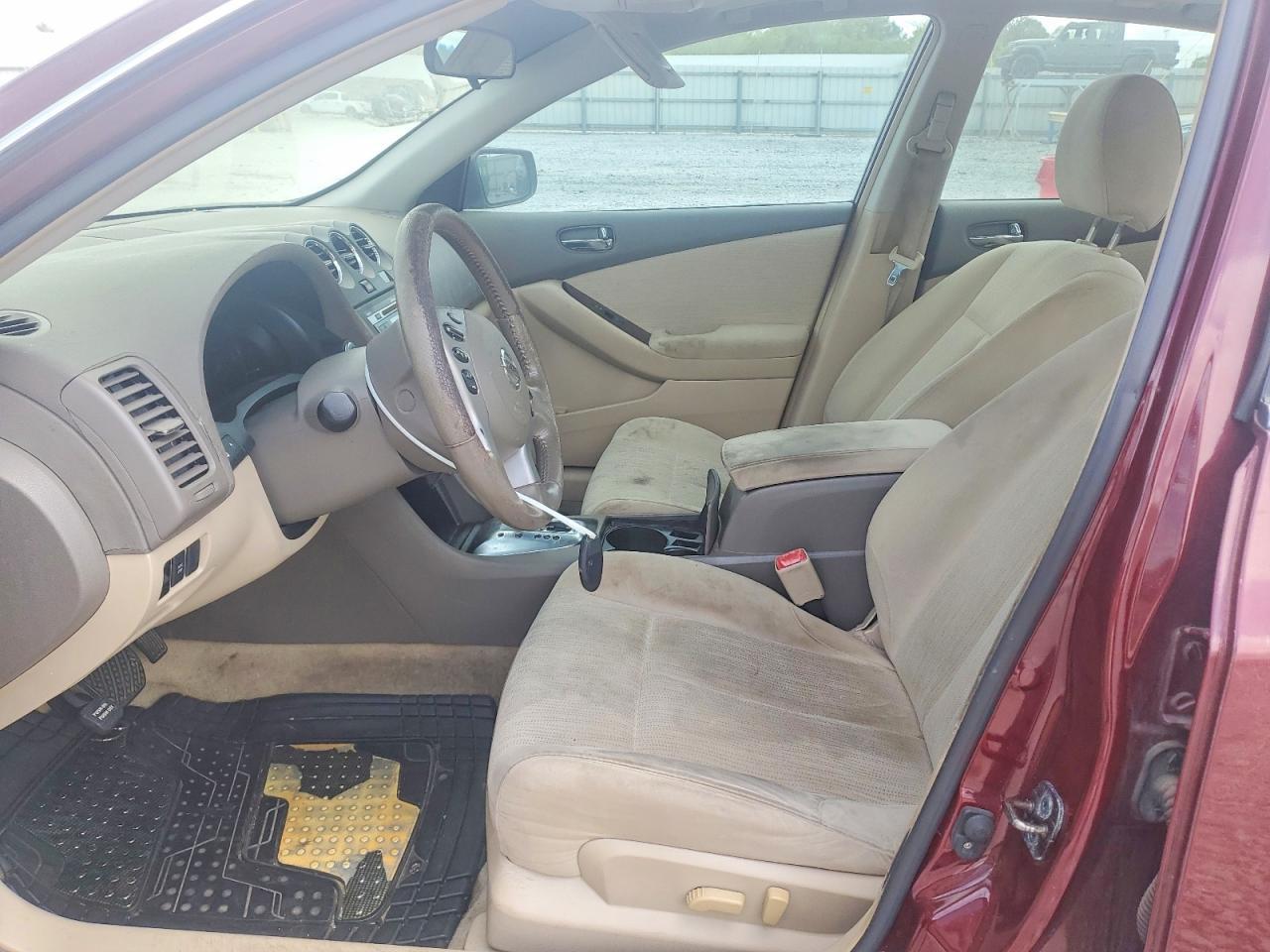 2010 NISSAN ALTIMA