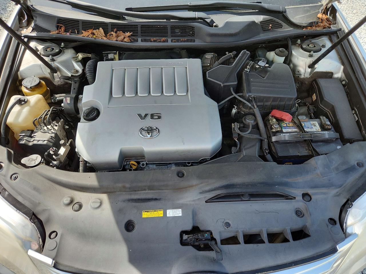 2011 TOYOTA Avalon