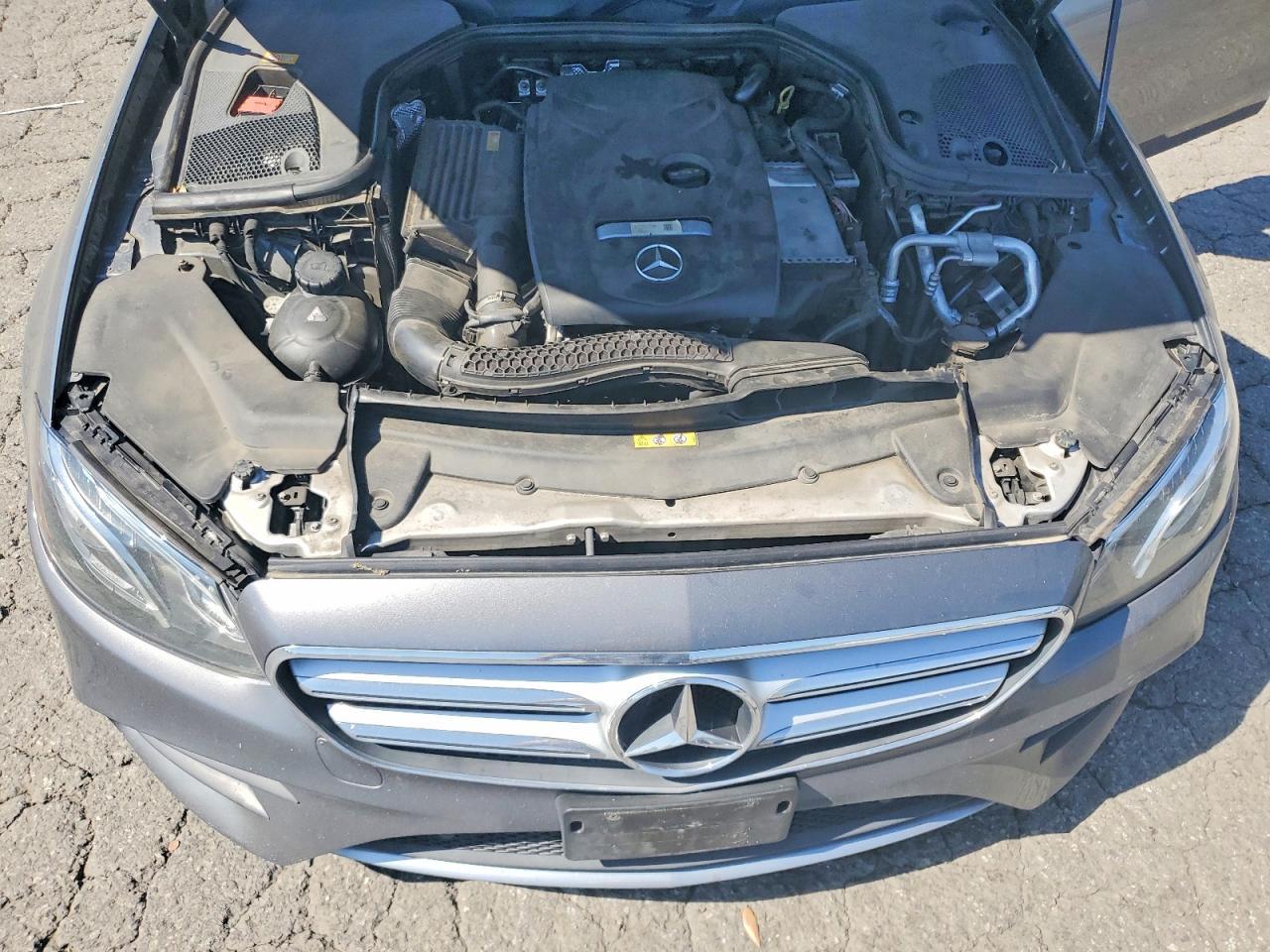 2017 MERCEDES-BENZ E-Class