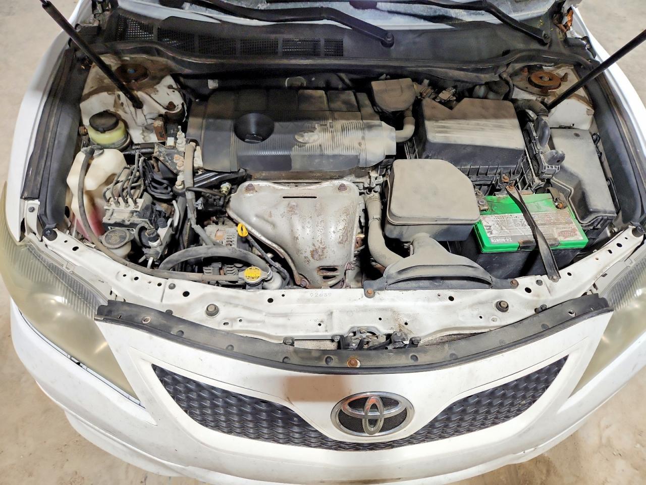 2011 TOYOTA CAMRY