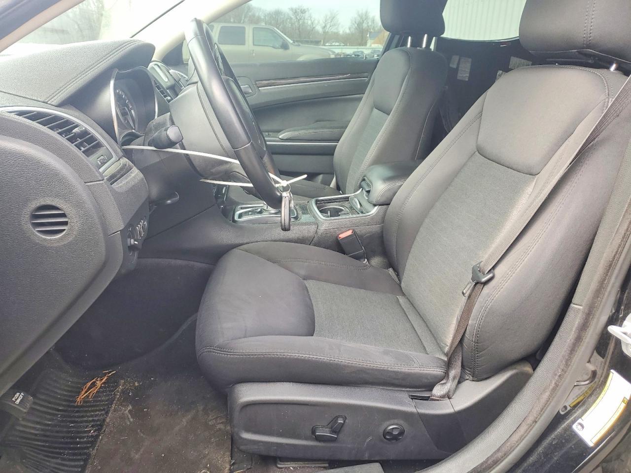 2018 CHRYSLER 300