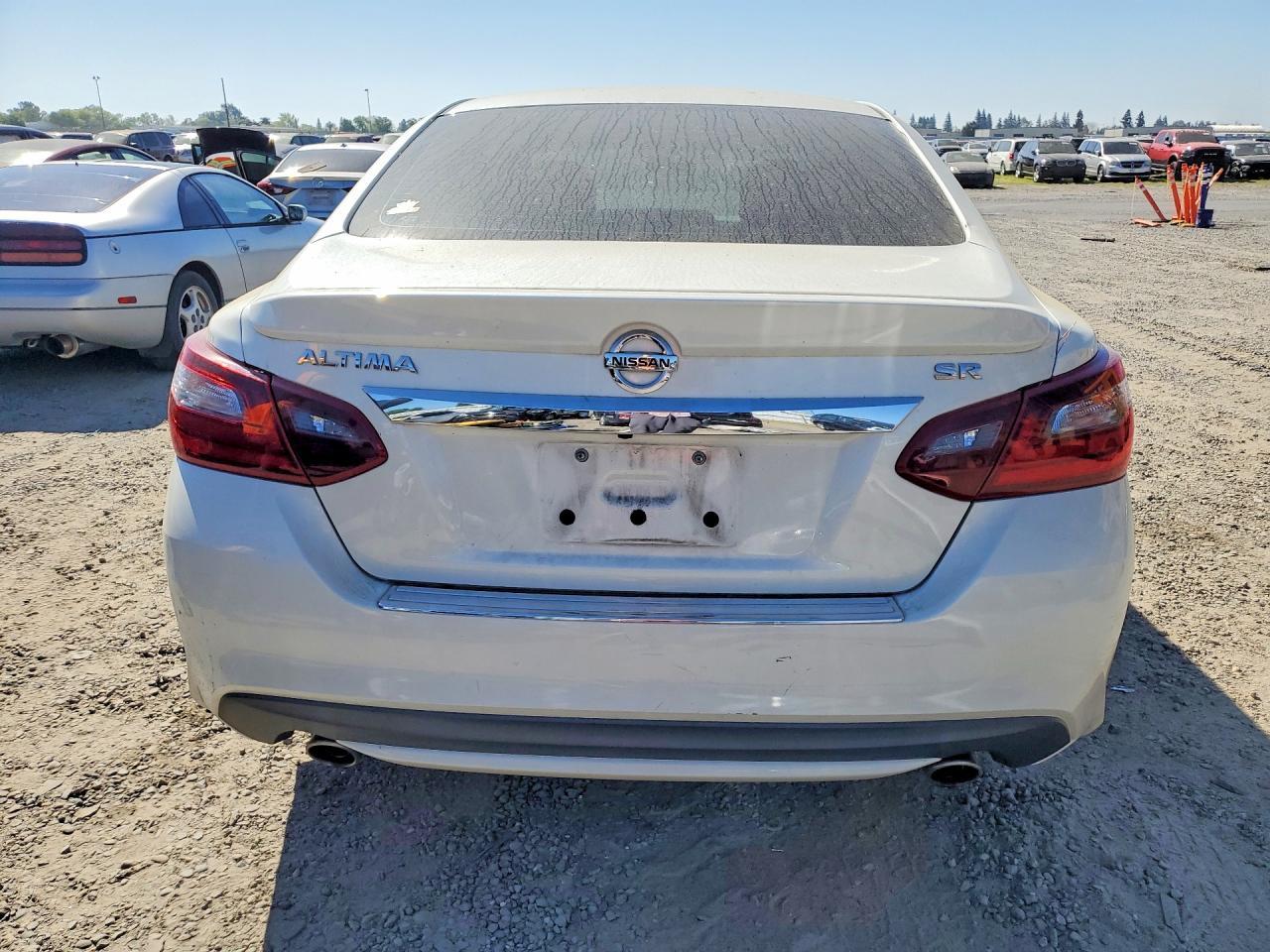 2017 NISSAN ALTIMA