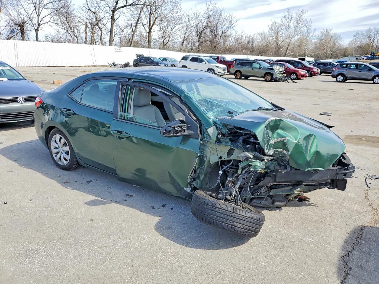 2015 TOYOTA COROLLA