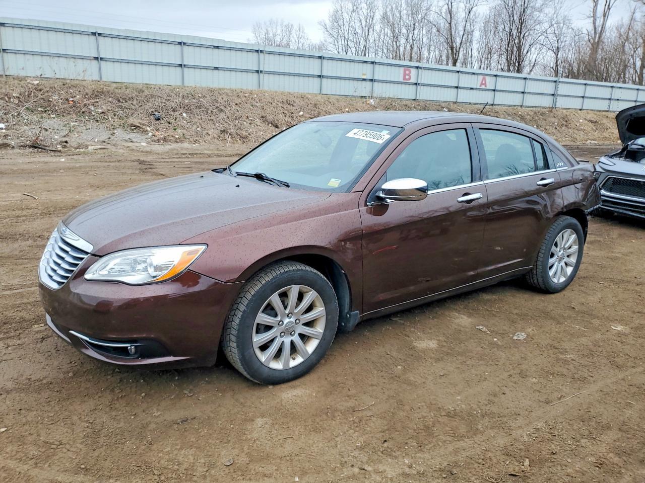 2013 CHRYSLER 200