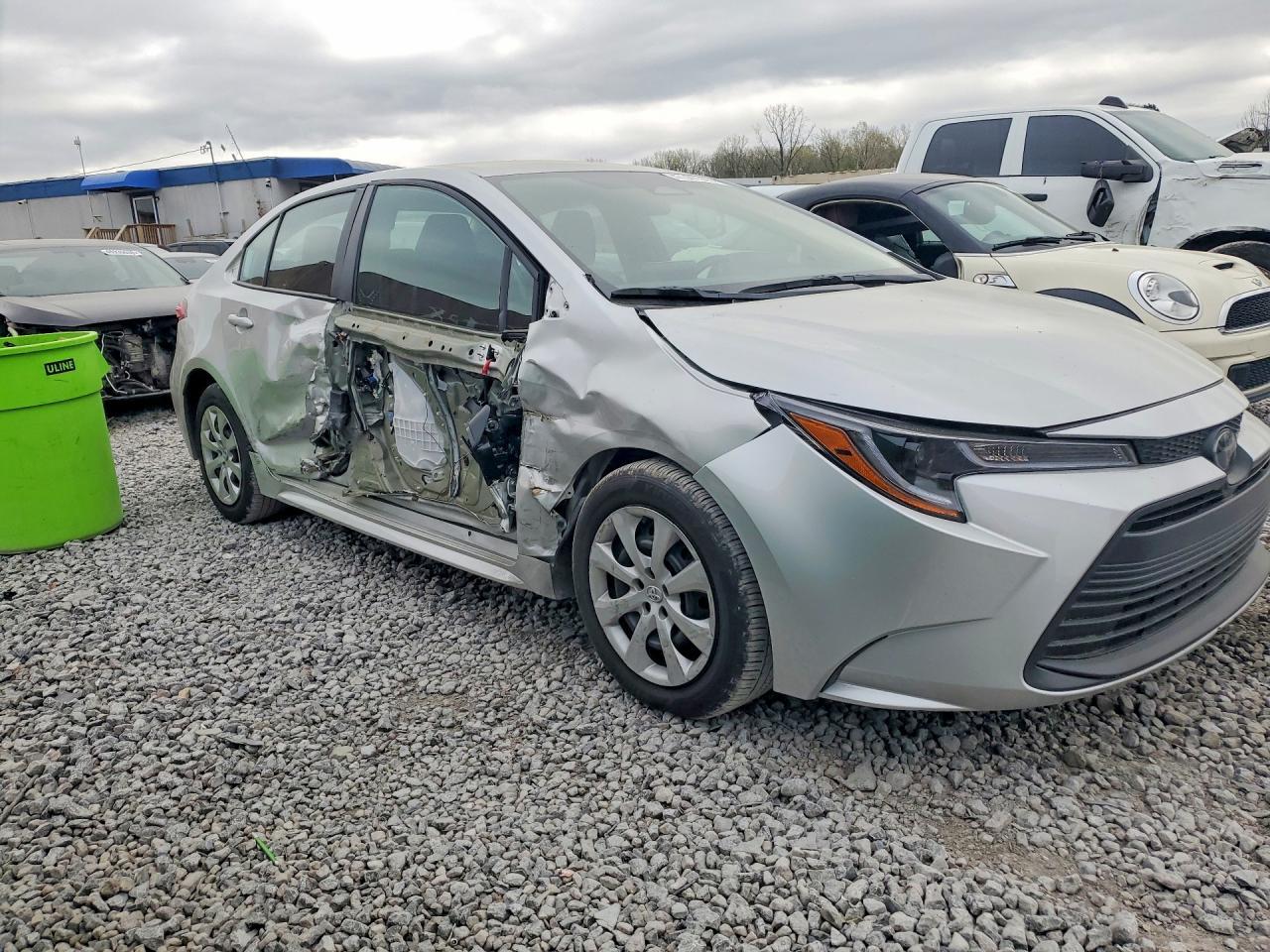 2025 TOYOTA COROLLA