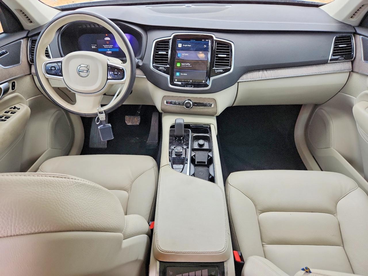 2024 VOLVO XC90