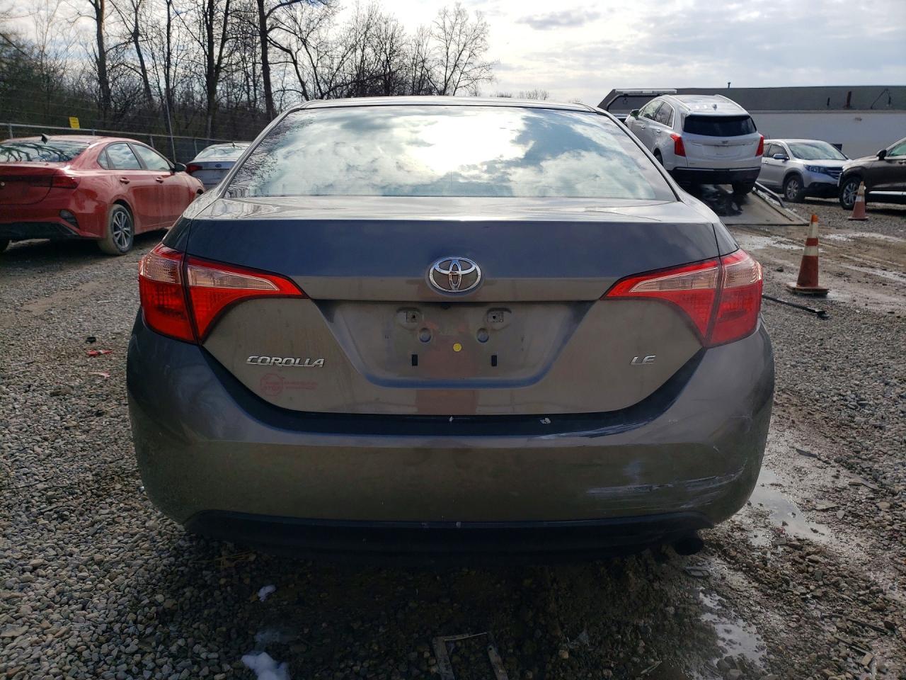 2017 TOYOTA COROLLA
