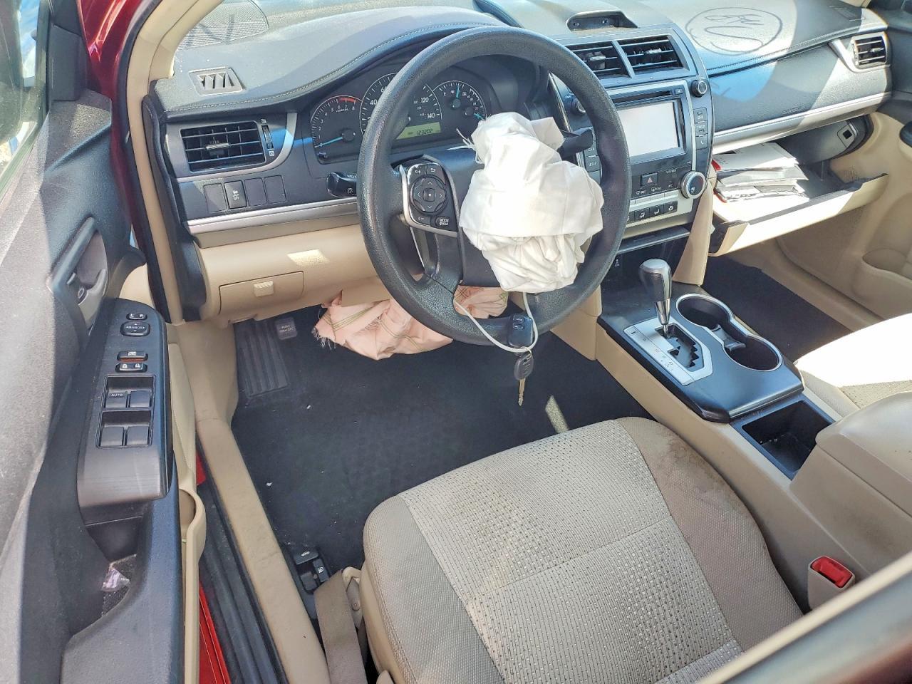 2014 TOYOTA CAMRY