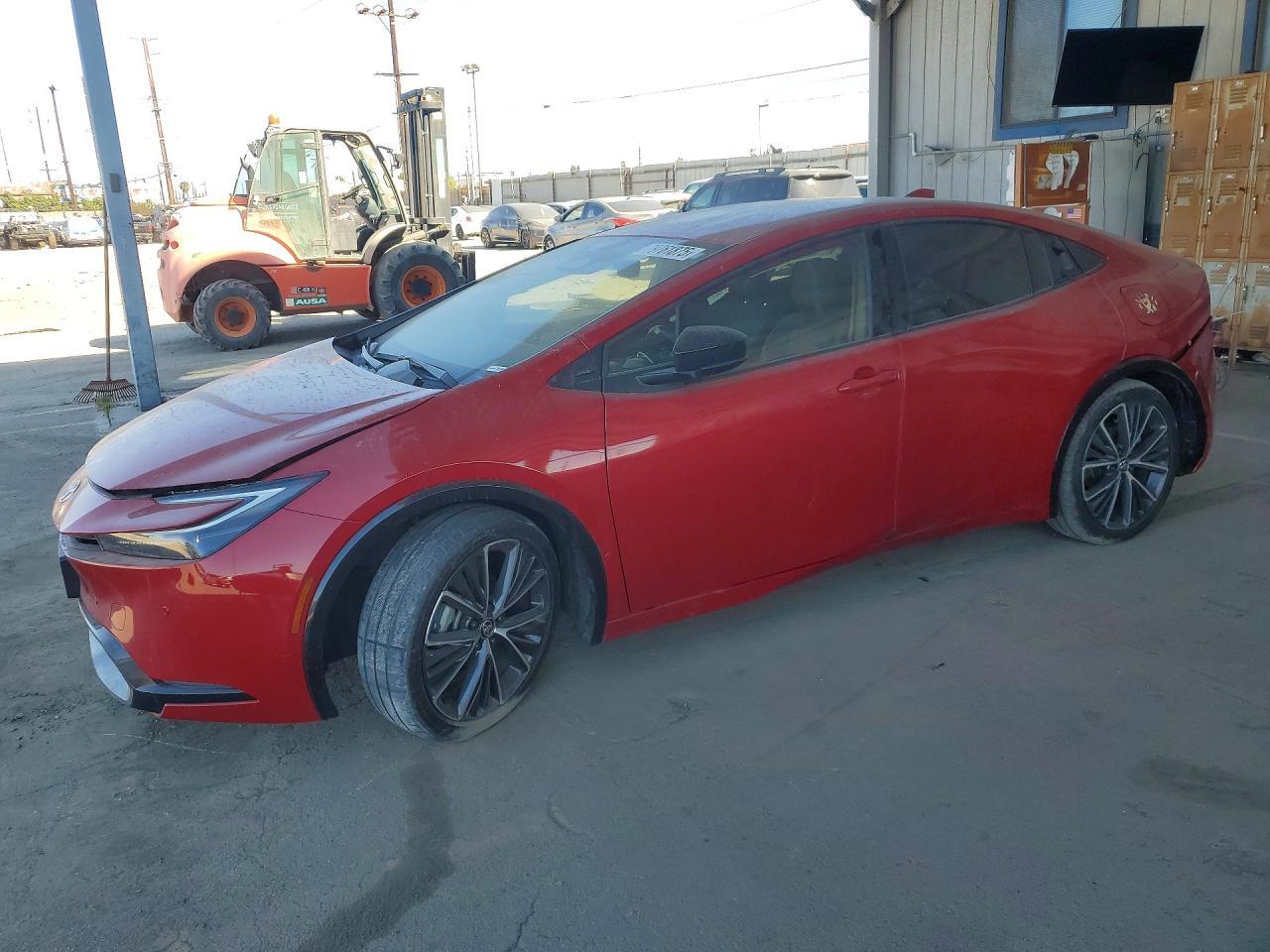 2024 TOYOTA PRIUS
