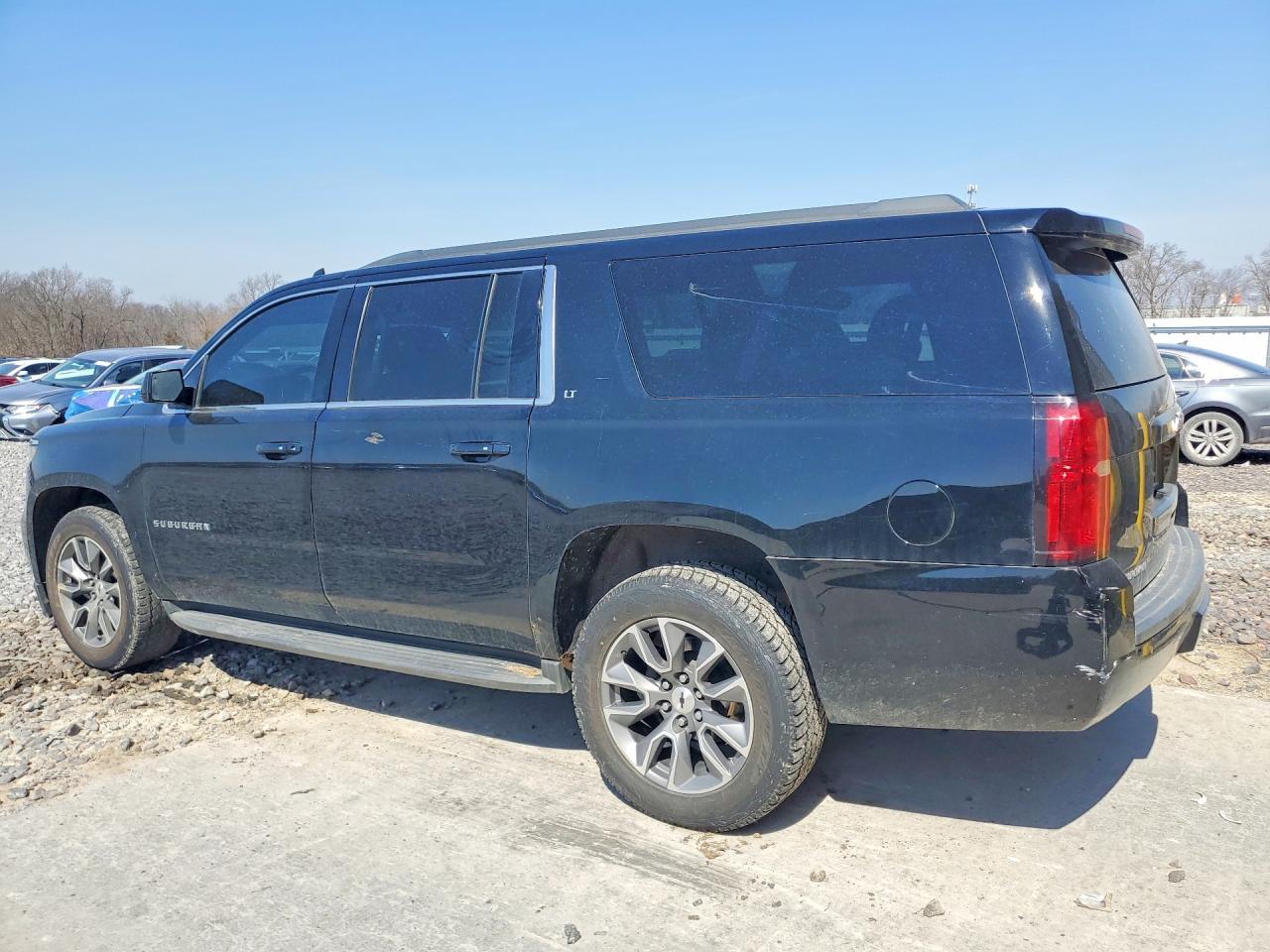 2015 CHEVROLET Suburban