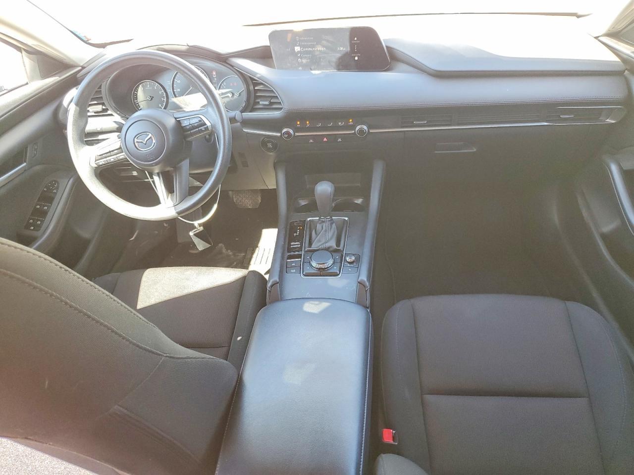2025 MAZDA 3
