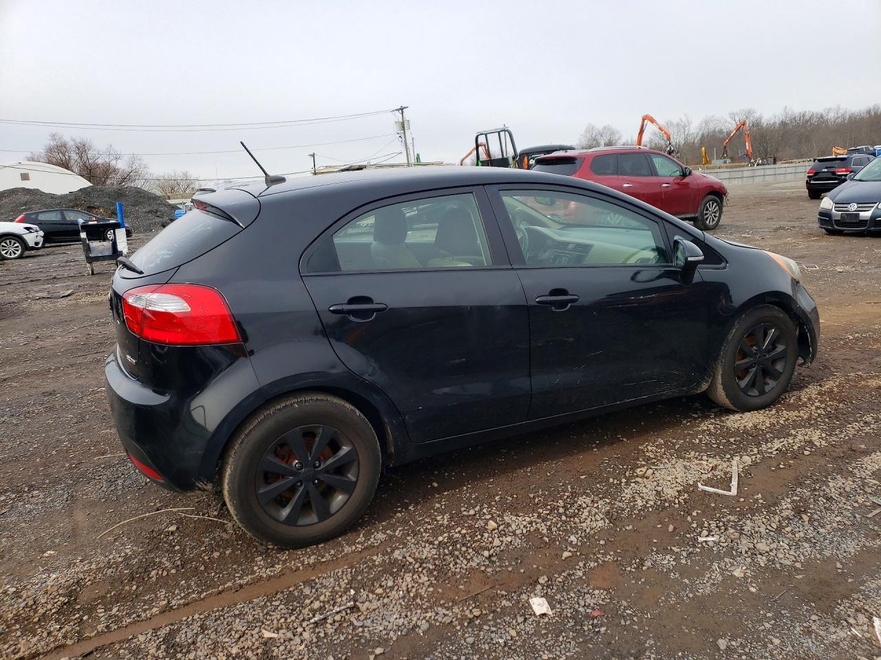 2013 KIA RIO