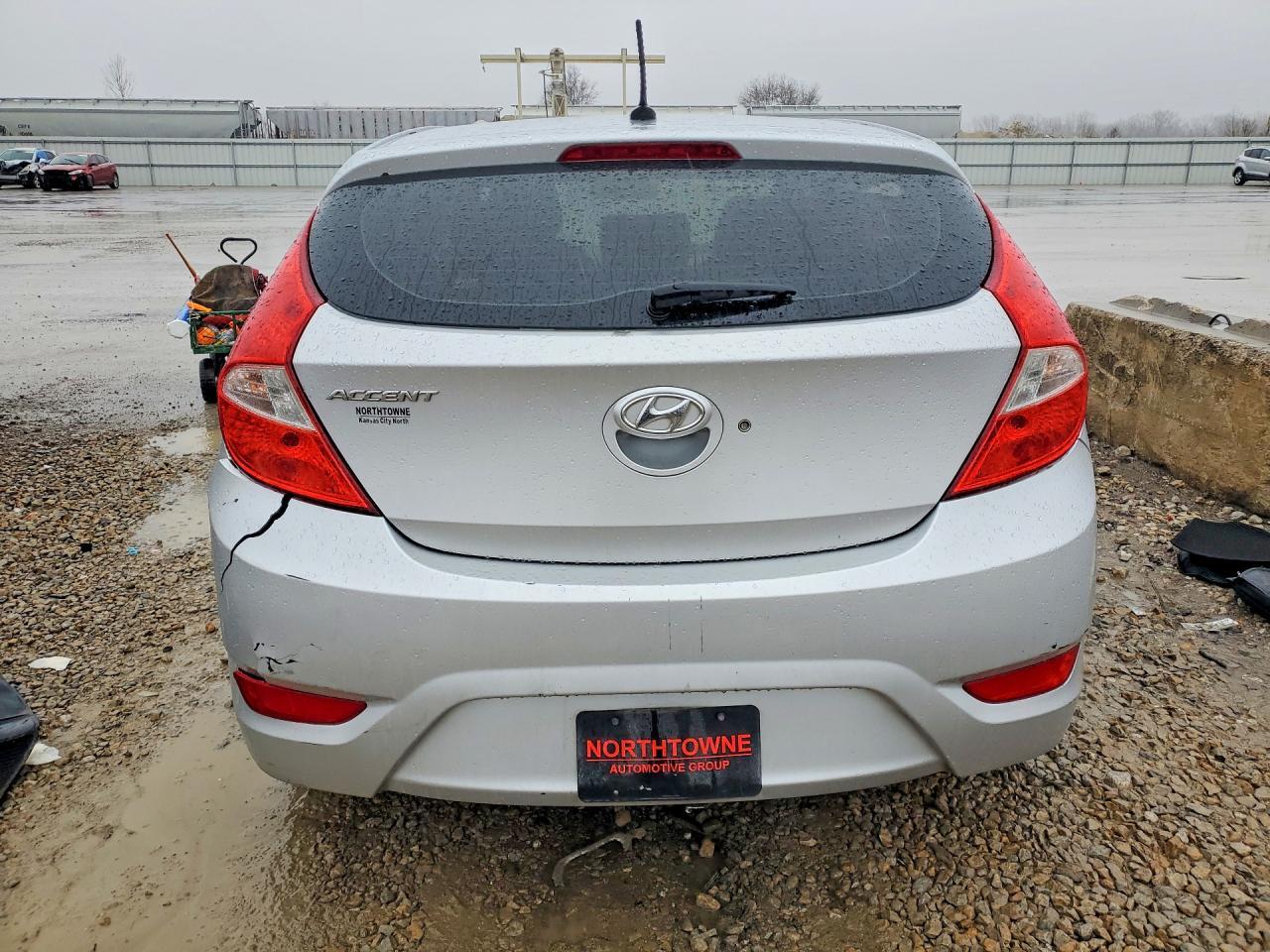 2013 HYUNDAI ACCENT