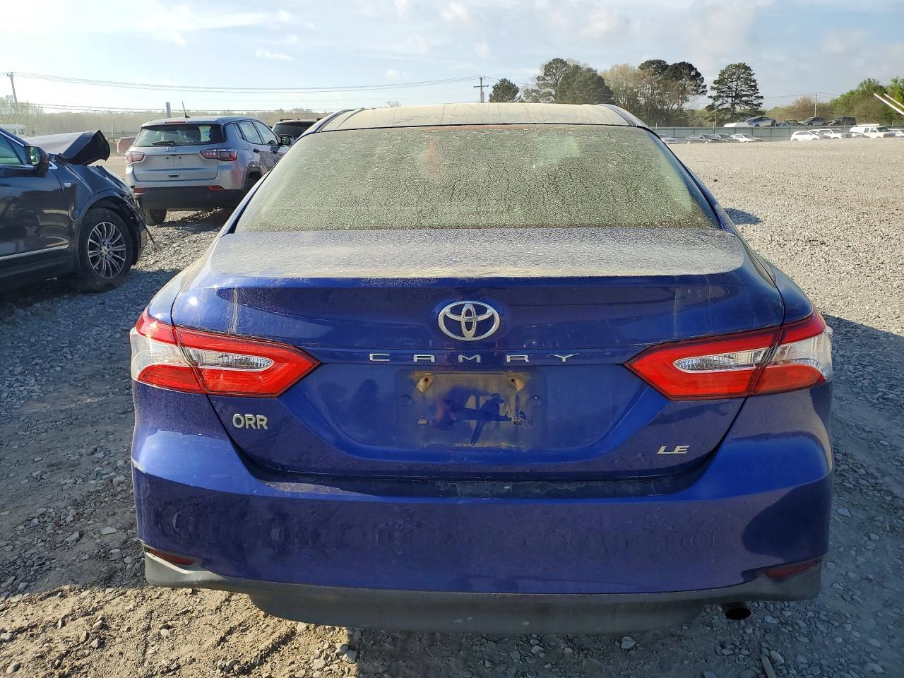 2018 TOYOTA CAMRY