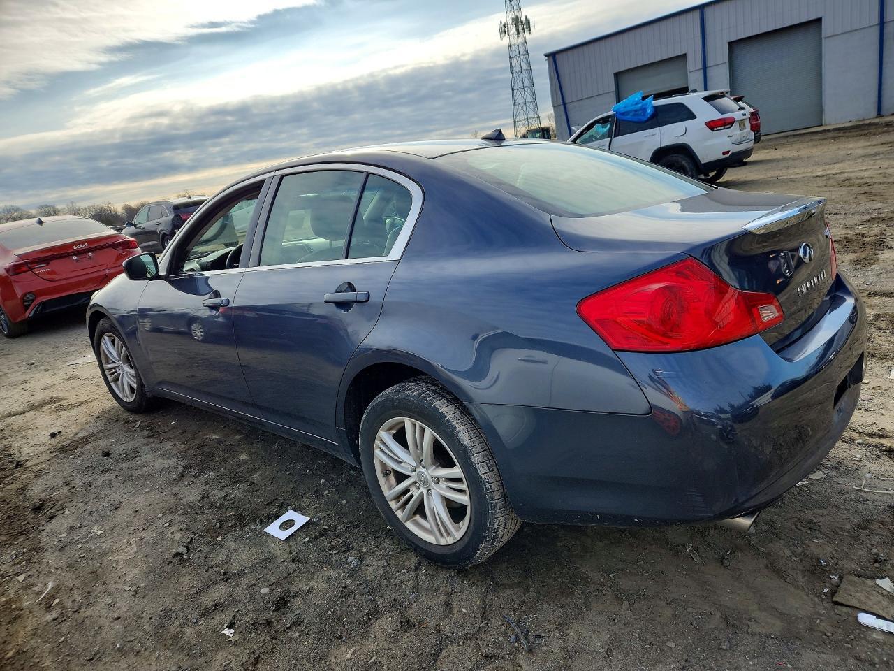 2012 INFINITI G25