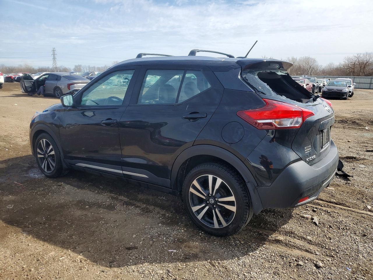 2018 NISSAN KICKS