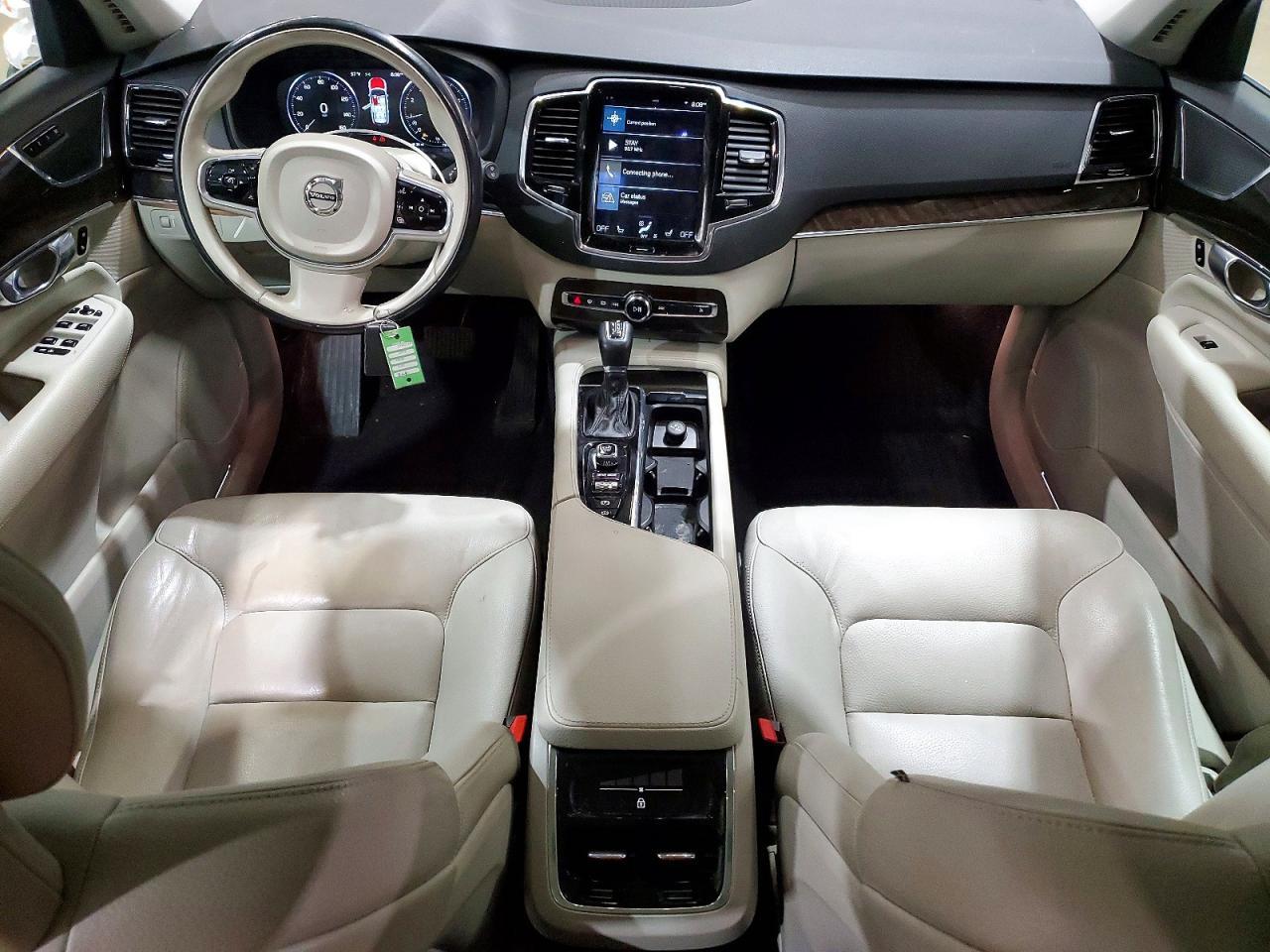 2018 VOLVO XC90
