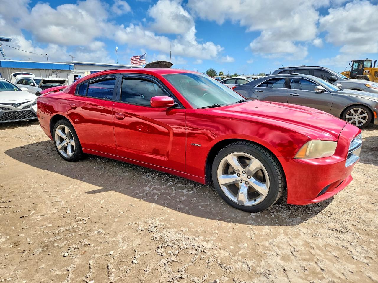 2013 DODGE CHARGER