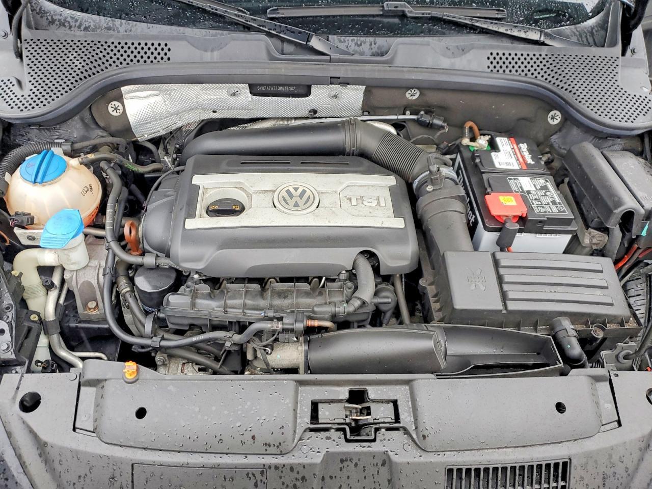 2013 VOLKSWAGEN Beetle