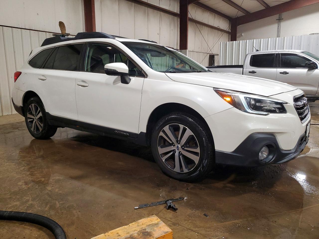 2019 SUBARU Outback