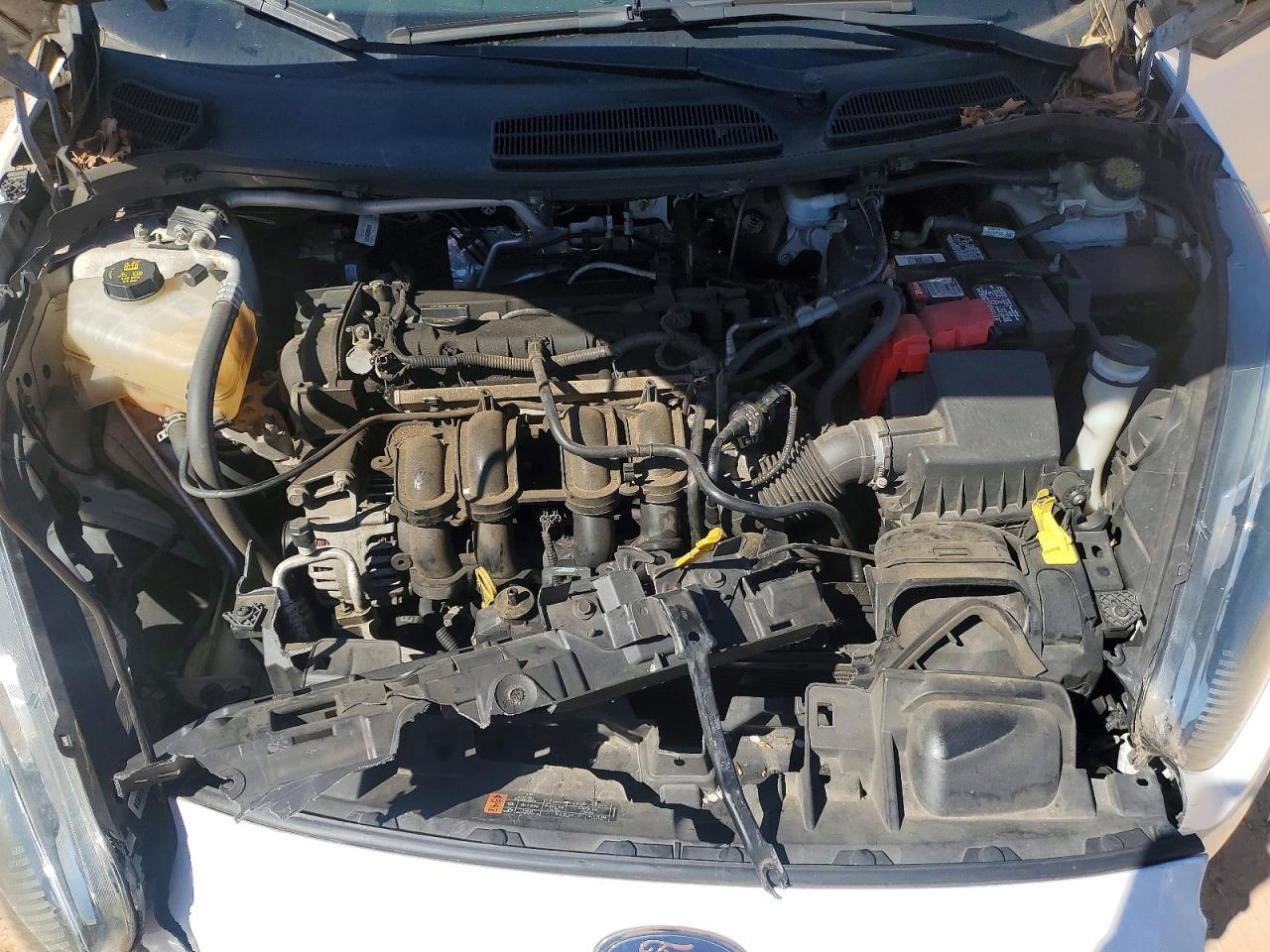 2016 FORD Fiesta