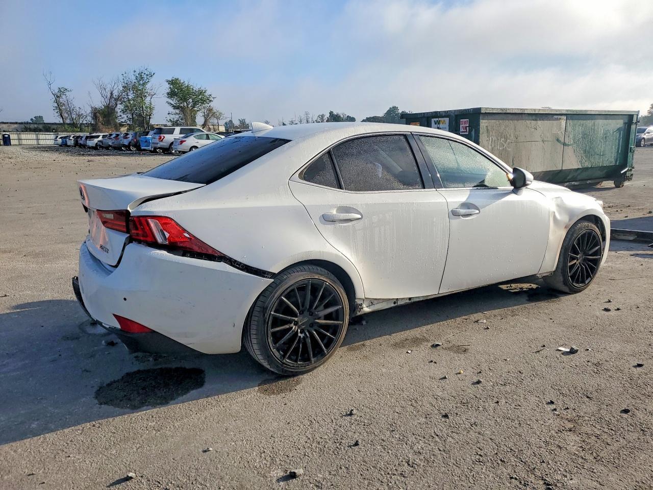 2016 LEXUS IS 200t