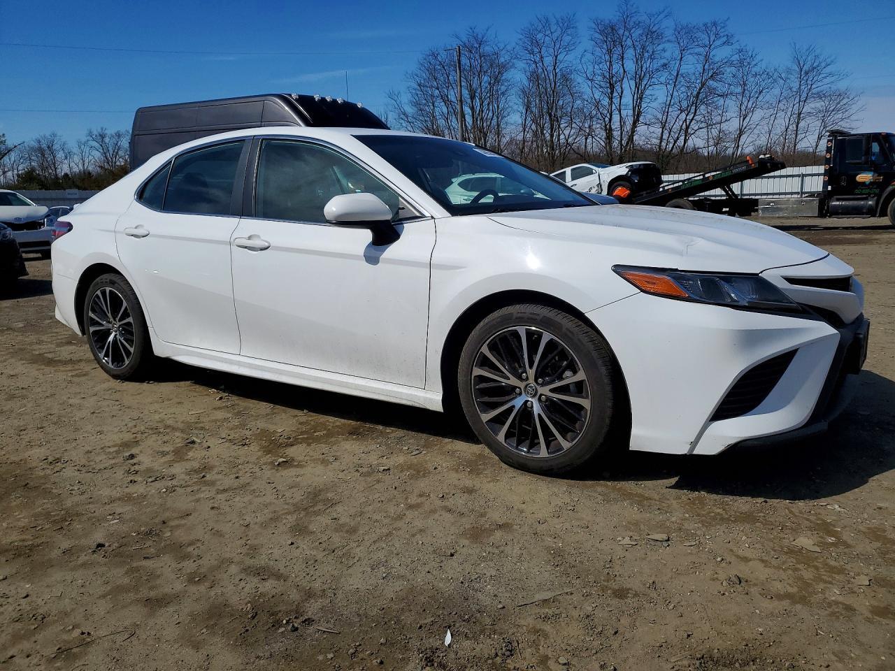 2019 TOYOTA CAMRY