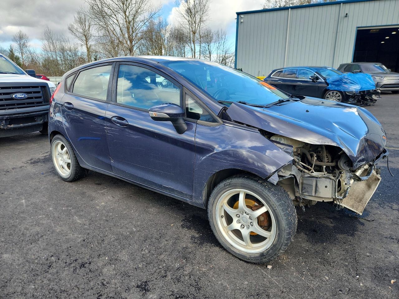 2012 FORD Fiesta