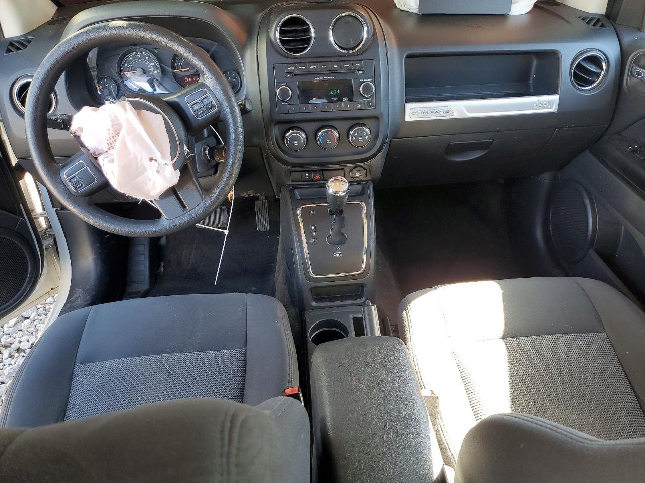 2015 JEEP Compass
