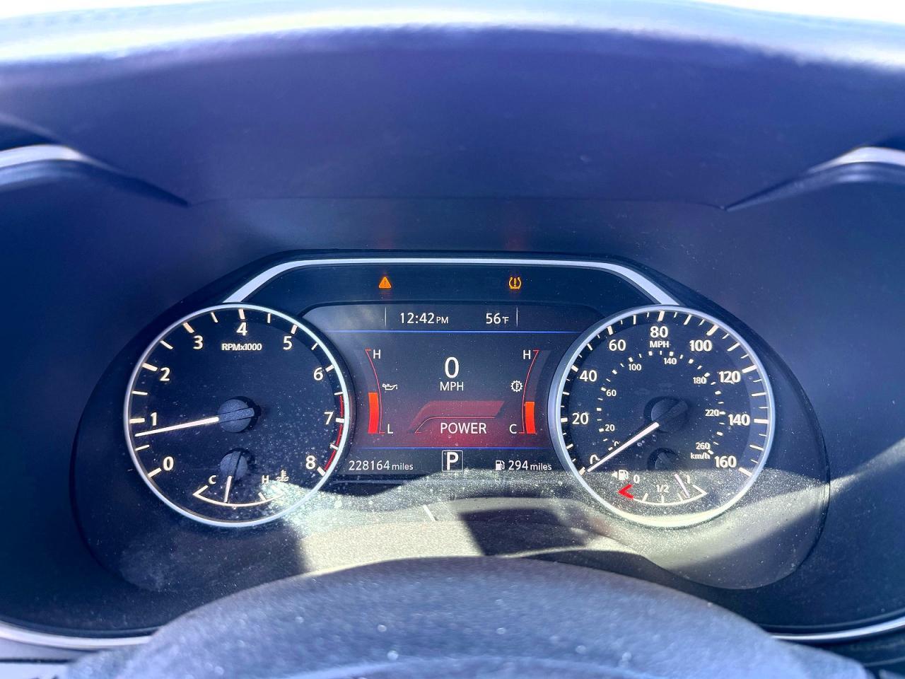 2016 NISSAN Maxima