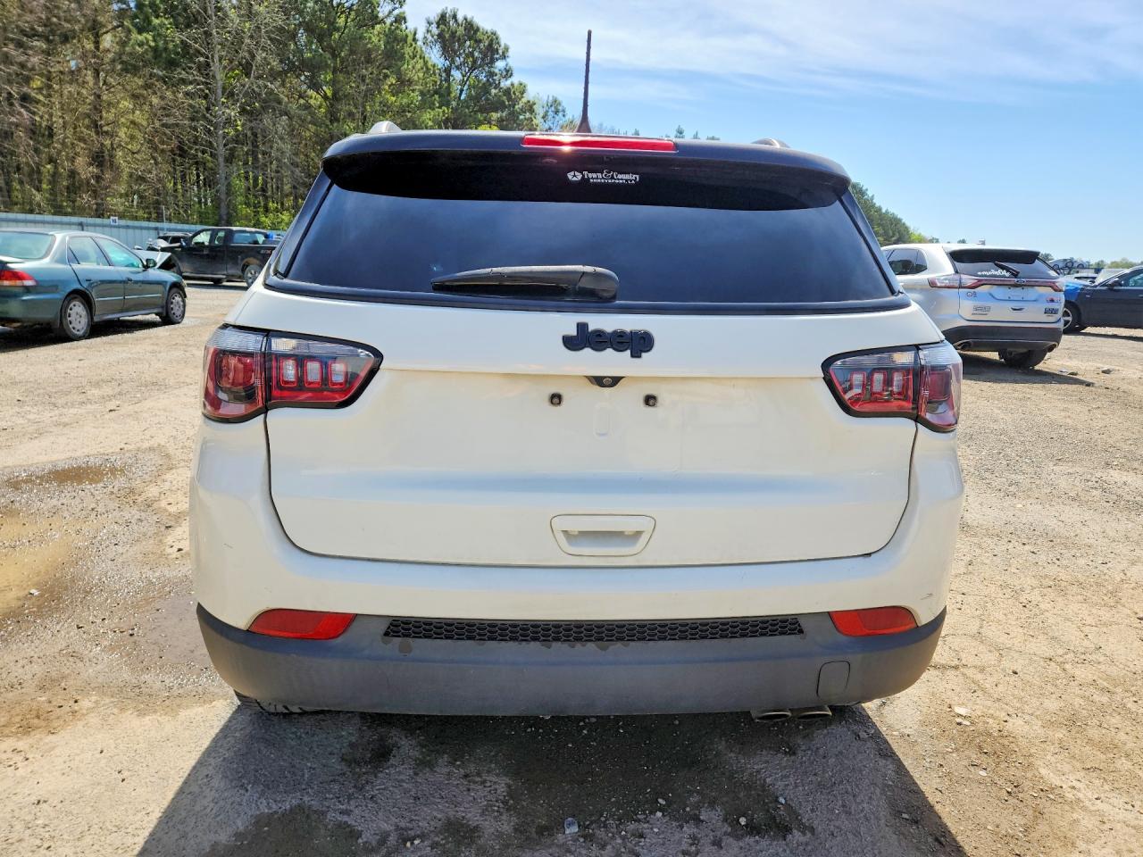 2020 JEEP Compass