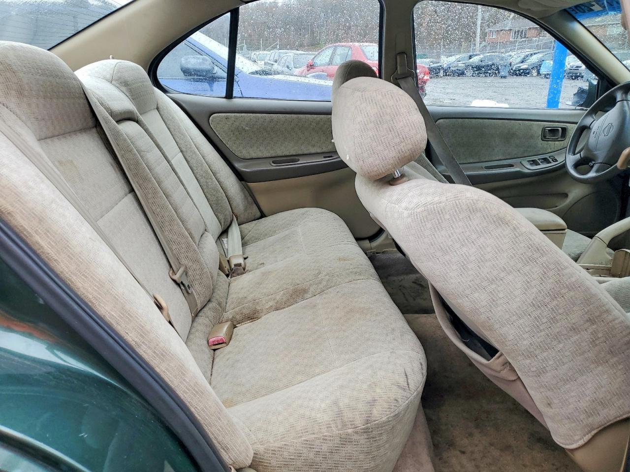 2001 NISSAN ALTIMA