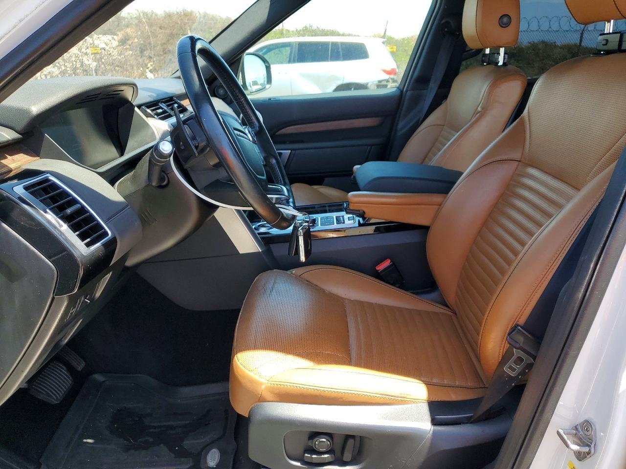 2018 LAND ROVER Discovery