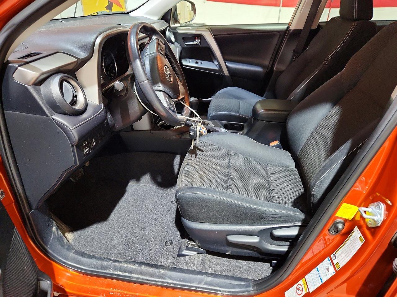 2016 TOYOTA RAV4
