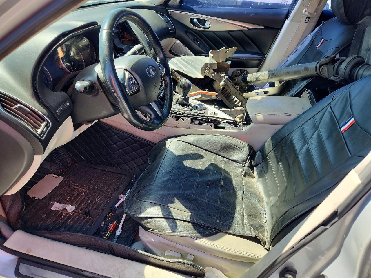2017 INFINITI Q50