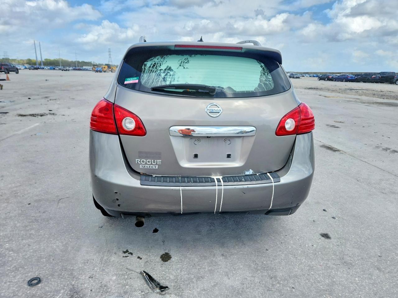 2015 NISSAN ROGUE