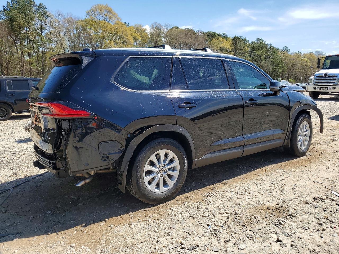 2024 TOYOTA HIGHLANDER