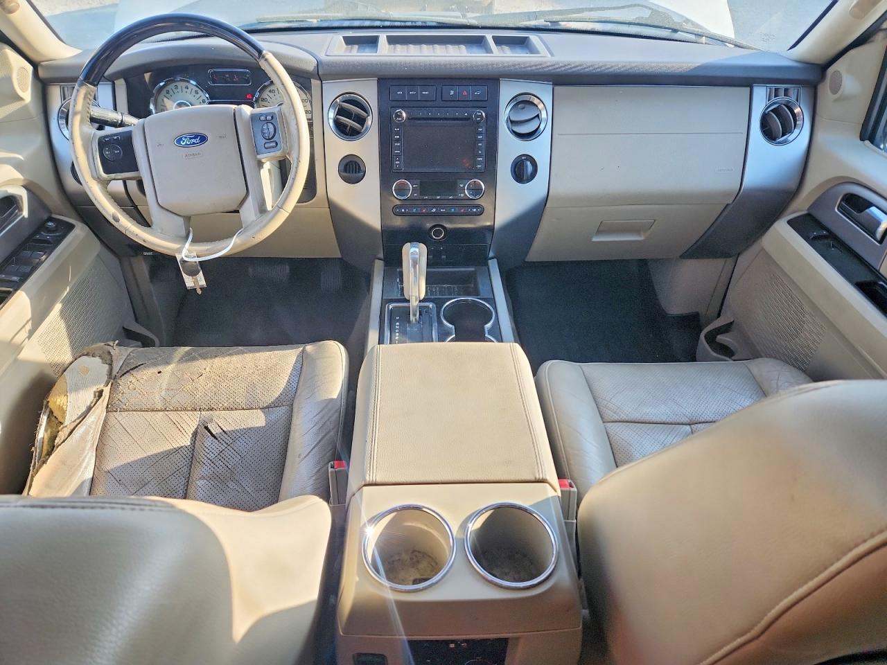2013 FORD Expedition
